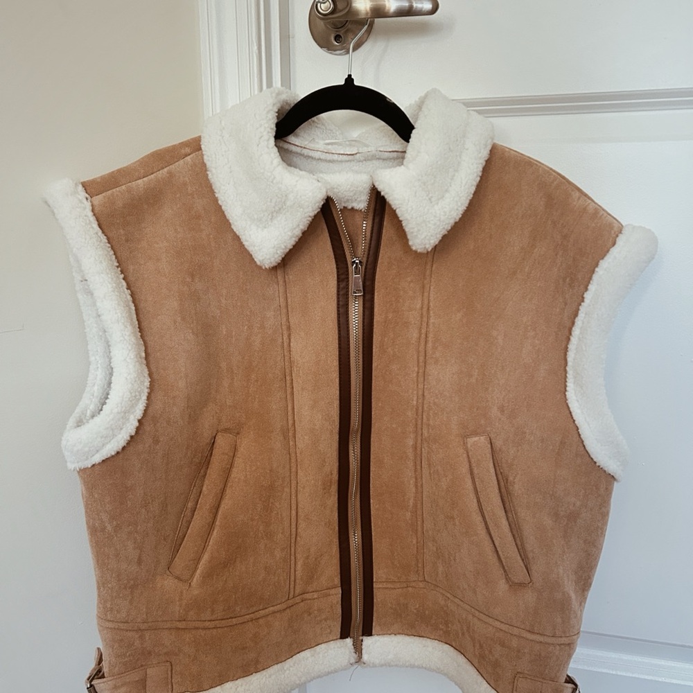 Altar’d State - Sherpa-lined Vest size L.